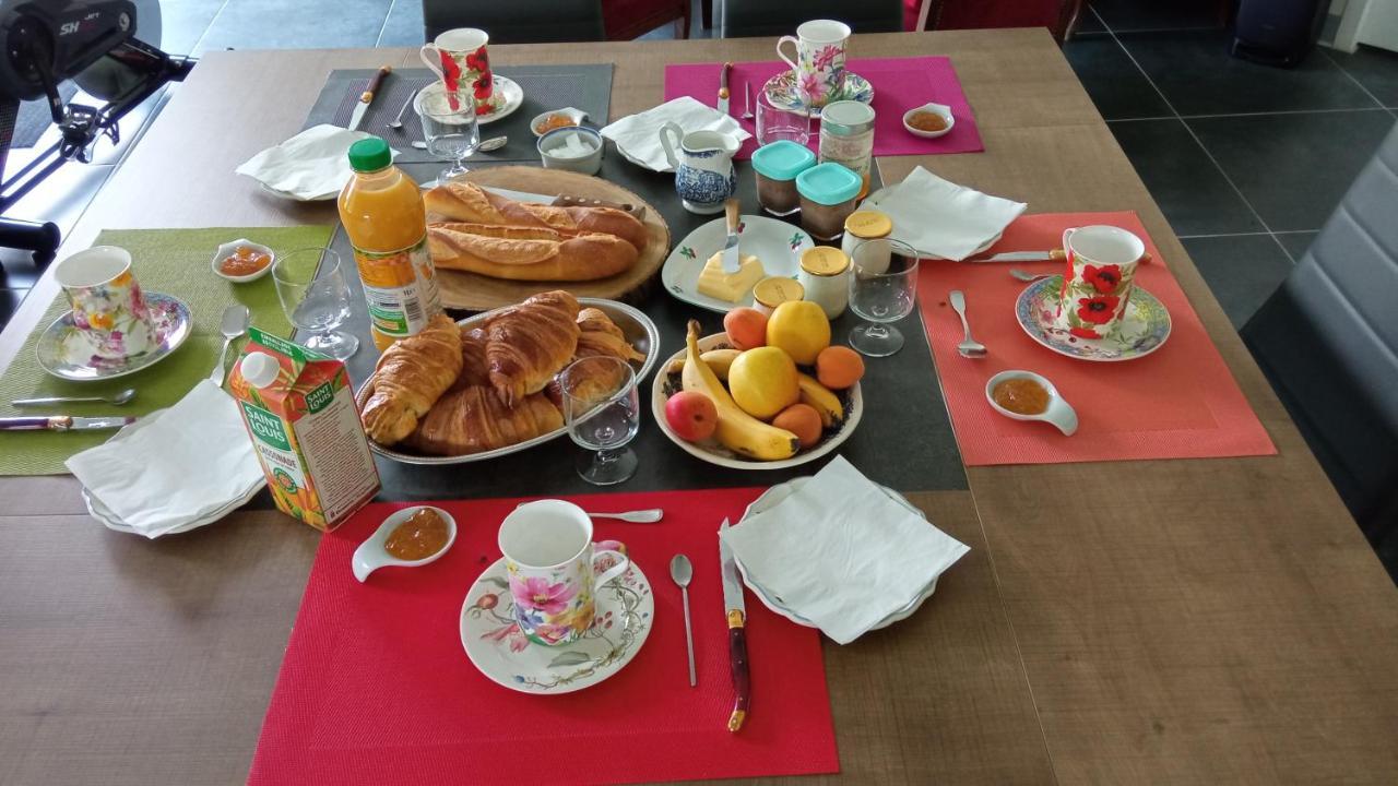 B&B Du Cerisier, Diner Sur Demande Noyers  Kültér fotó